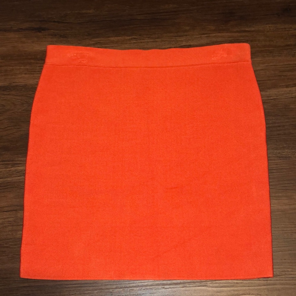 NWOT Marciano orange bandage skirt M
